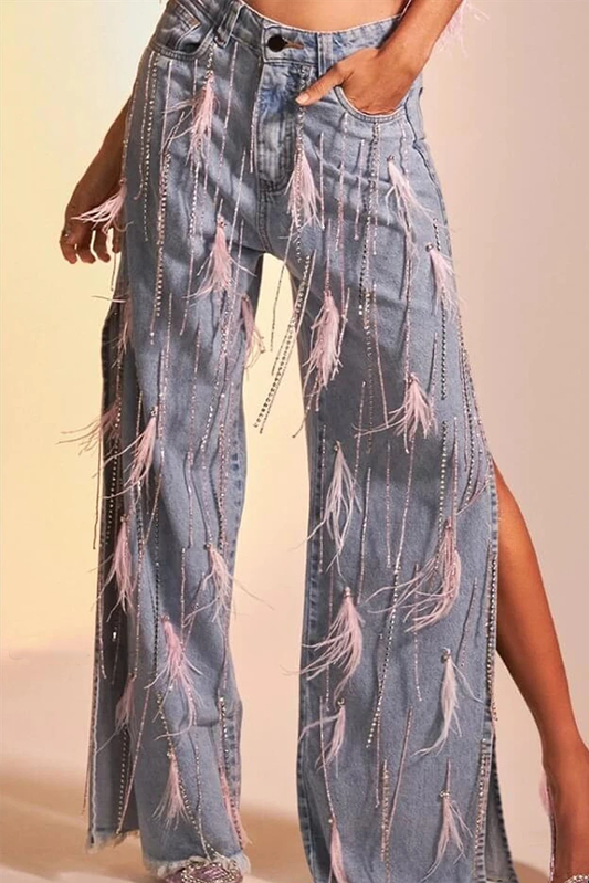 Fitting Mid-Rise Denim Jeans with Fringe