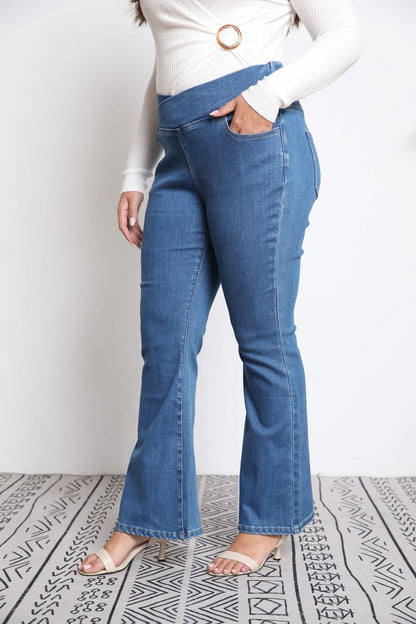 High-waisted, Hip-lifting, Slimming Double-pocket Flared Jeans